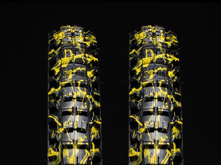29x2.4 // Gravity Casing // Yellow Splatter - Versus Bicycle Tires