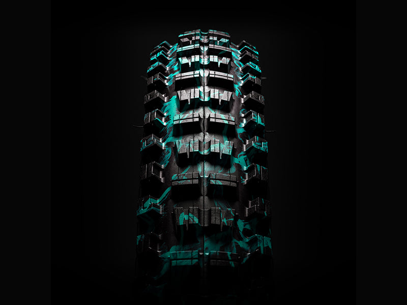 29 x 2.4 // Gravity Casing // Blue Splatter