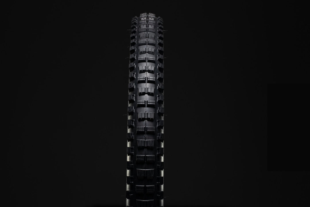 Gravity // All Mountain // 29x2.4" (Black) - Versus Bicycle Tires