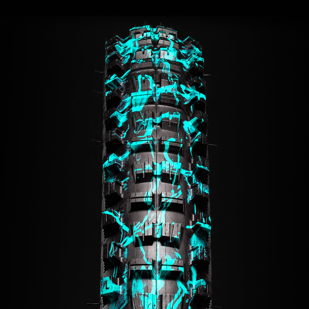 CYCLE WORLD MTB (手渡し) Versus_Tires_All_Mountain_Fron