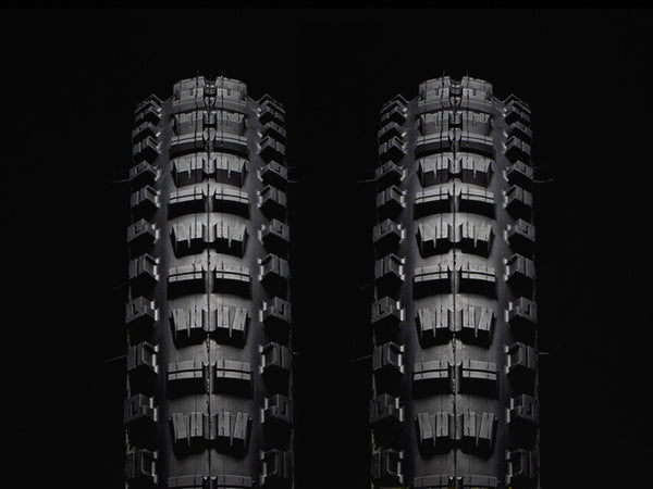 衝撃の激安コスパ・掘り出し物も Versus_Tires_All_Mountain_Blac 自転車本体
