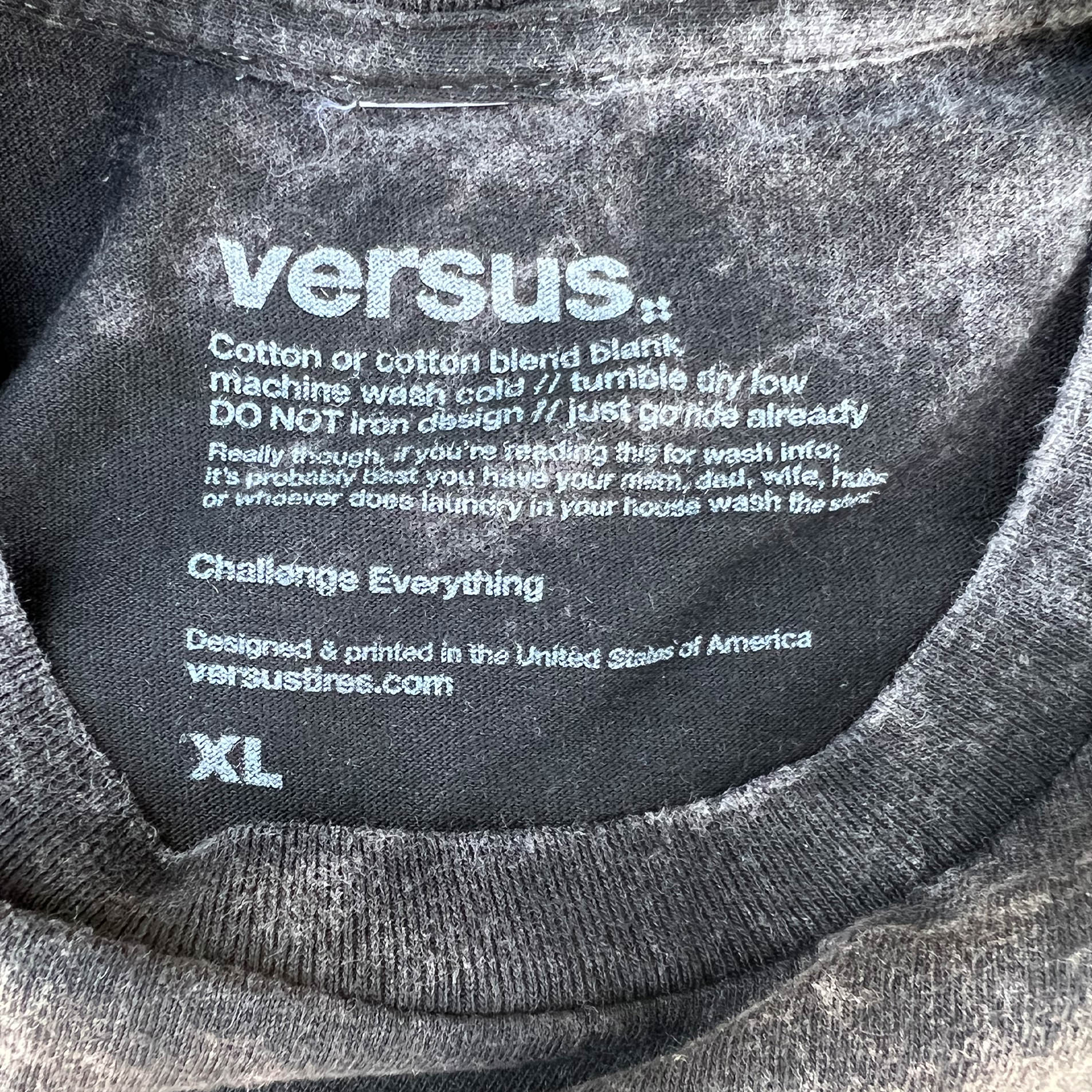 Versus Tires mineral wash Snakecharmer T shirt - inside print detail